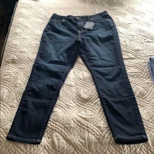 Simply Vera Wang high wasted skinny jeans